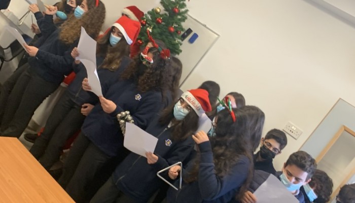3B Caroling